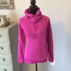 Lululemon Special Edition run top